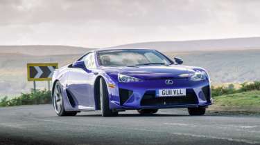 フルビュー レクサス LFA - ホビーサーチ カーモデル